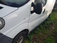 Renault trafic lusterko lewe prawe