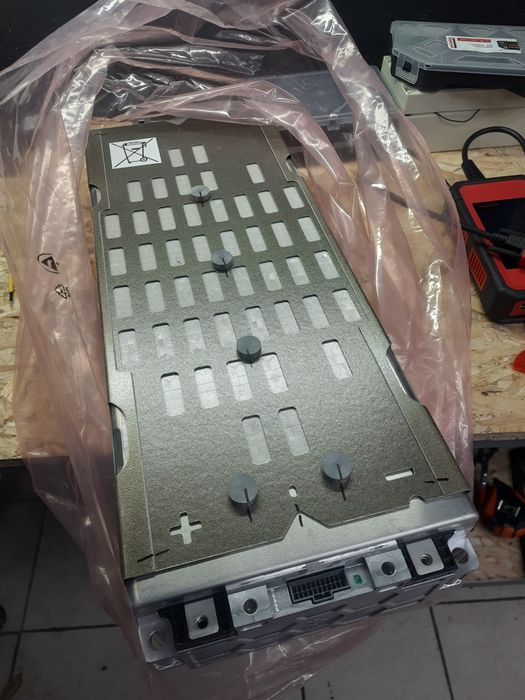 Модуль (комірка) НОВИЙ високовольтної батареї VWID4 8S3P