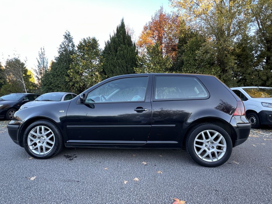 Volkswagen Golf 4 • 1.9 TDI 90cv • 1999 • Muito Estimado