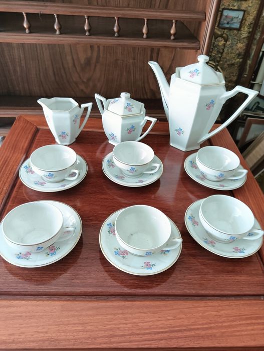 Serviço de chá Vista Alegre vintage tema floral