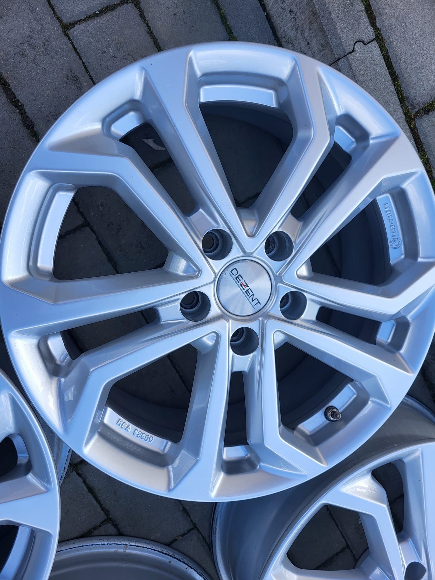 Felgi 7Jx17 5x112 VW Golf Caddy Beetle T-Roc Audi A4 A3 Seat Leon Exeo