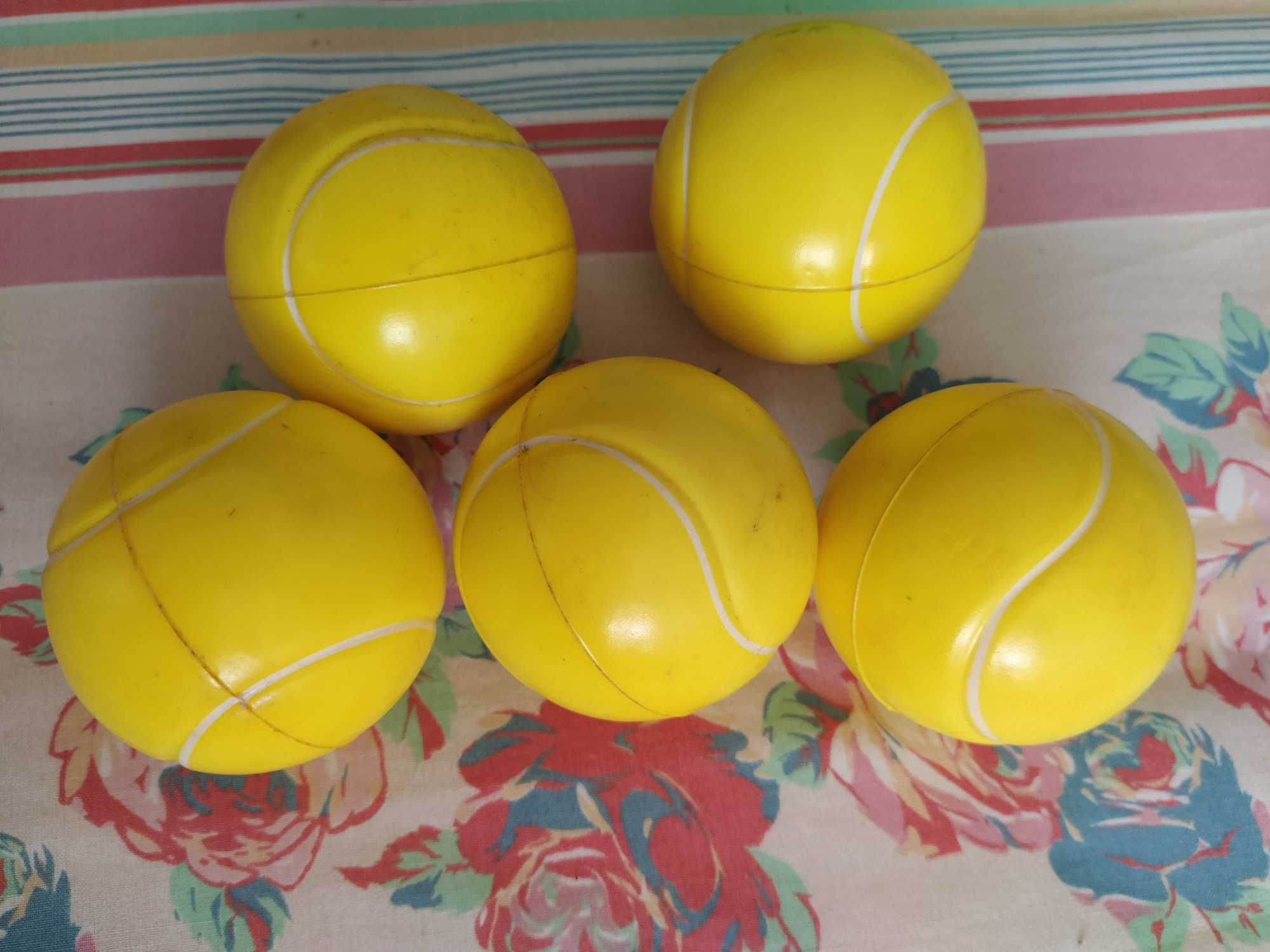 5 Bolas uso terapêutico, lazer ou antisstress 6cm diâmetro