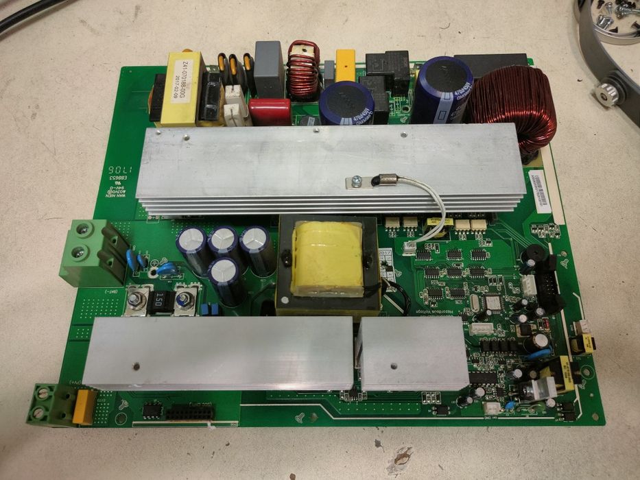 Ремонт Гібридних Інверторів Київ