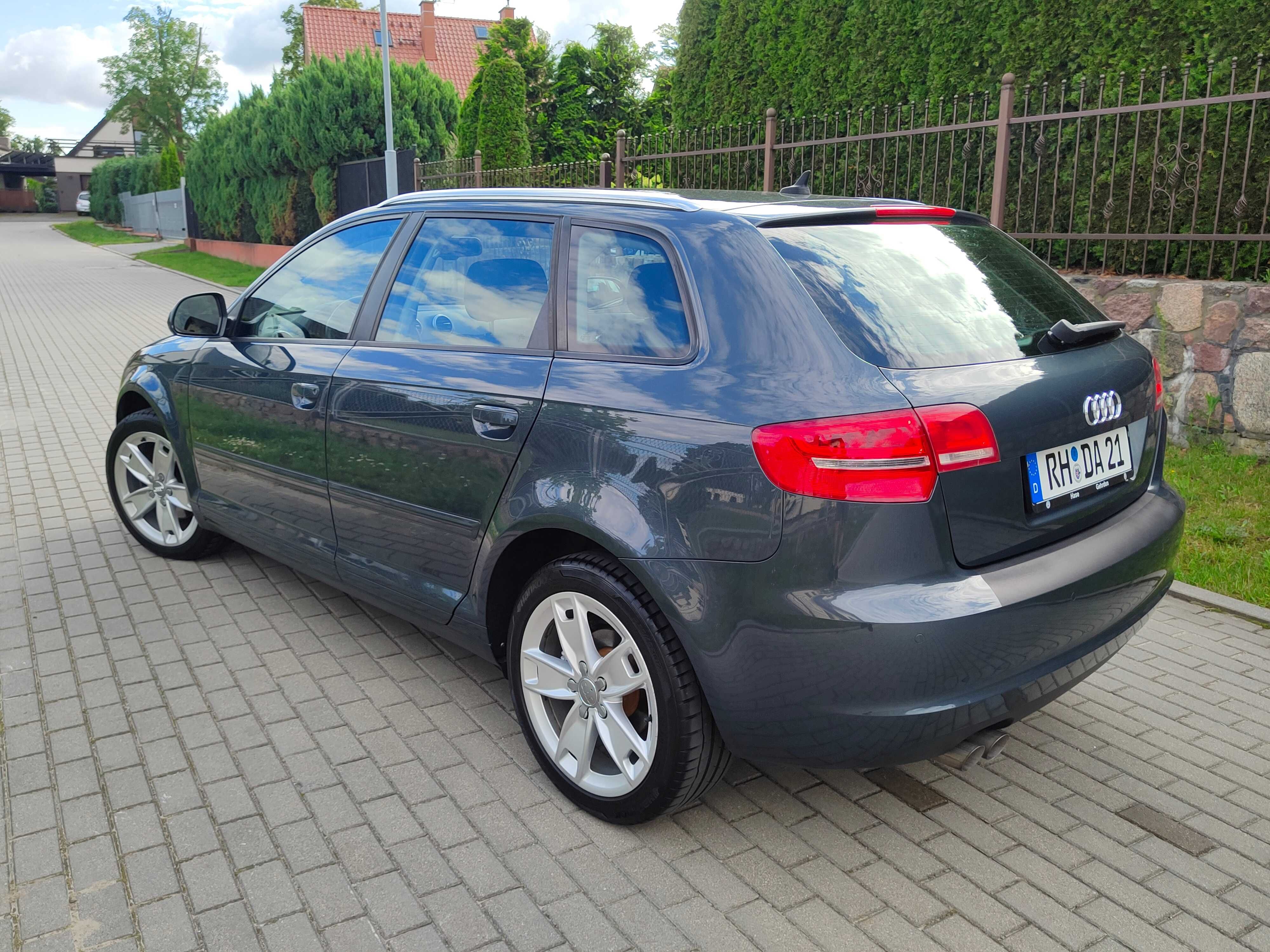 Audi A3 8P * 2.0TDI 140KM * Bi-Xenon * Automat * Navi Plus * Łopatki *