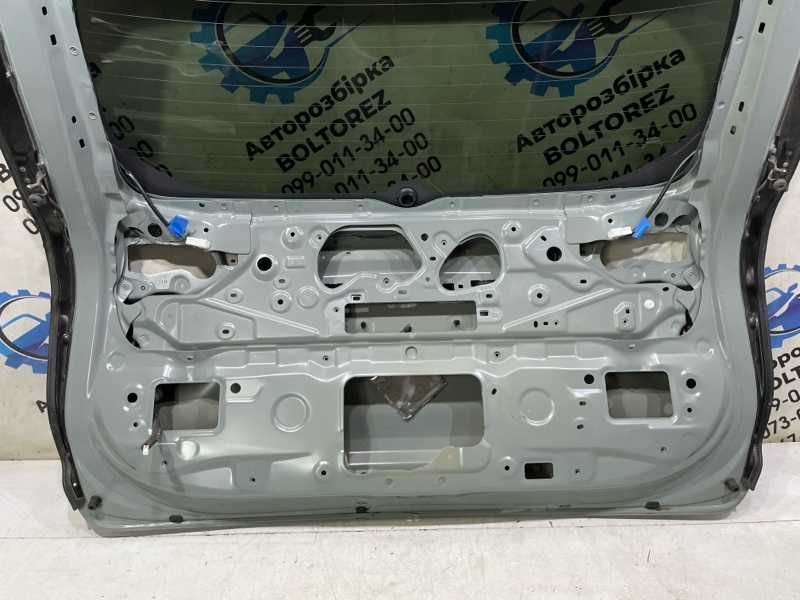 Ляда кришка багажника RAV4 2018+/задня ляда рав4