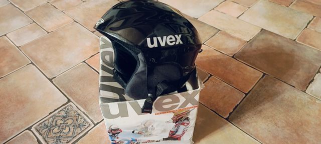 Kask narciarski Uvex