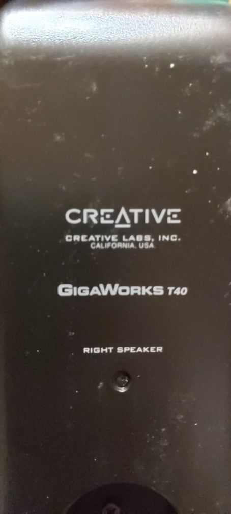 Colunas CREATIVE Gigaworks T40