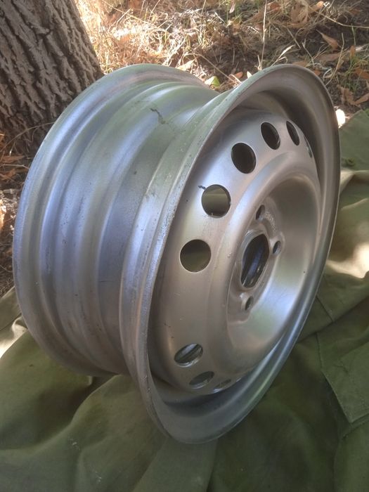 Диск колеса ланос оригенал.