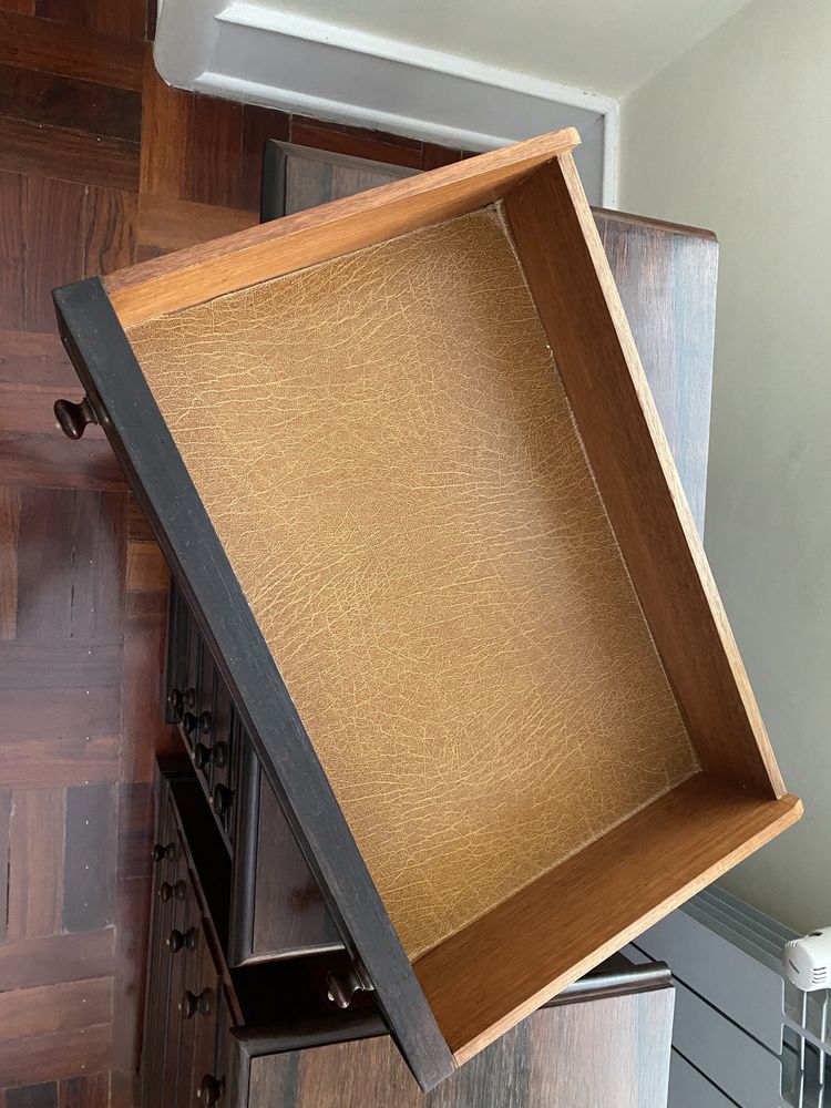 Bedside tables with 5 drawers