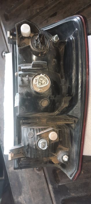 Toyota tacoma 2017 фонарь задний левый