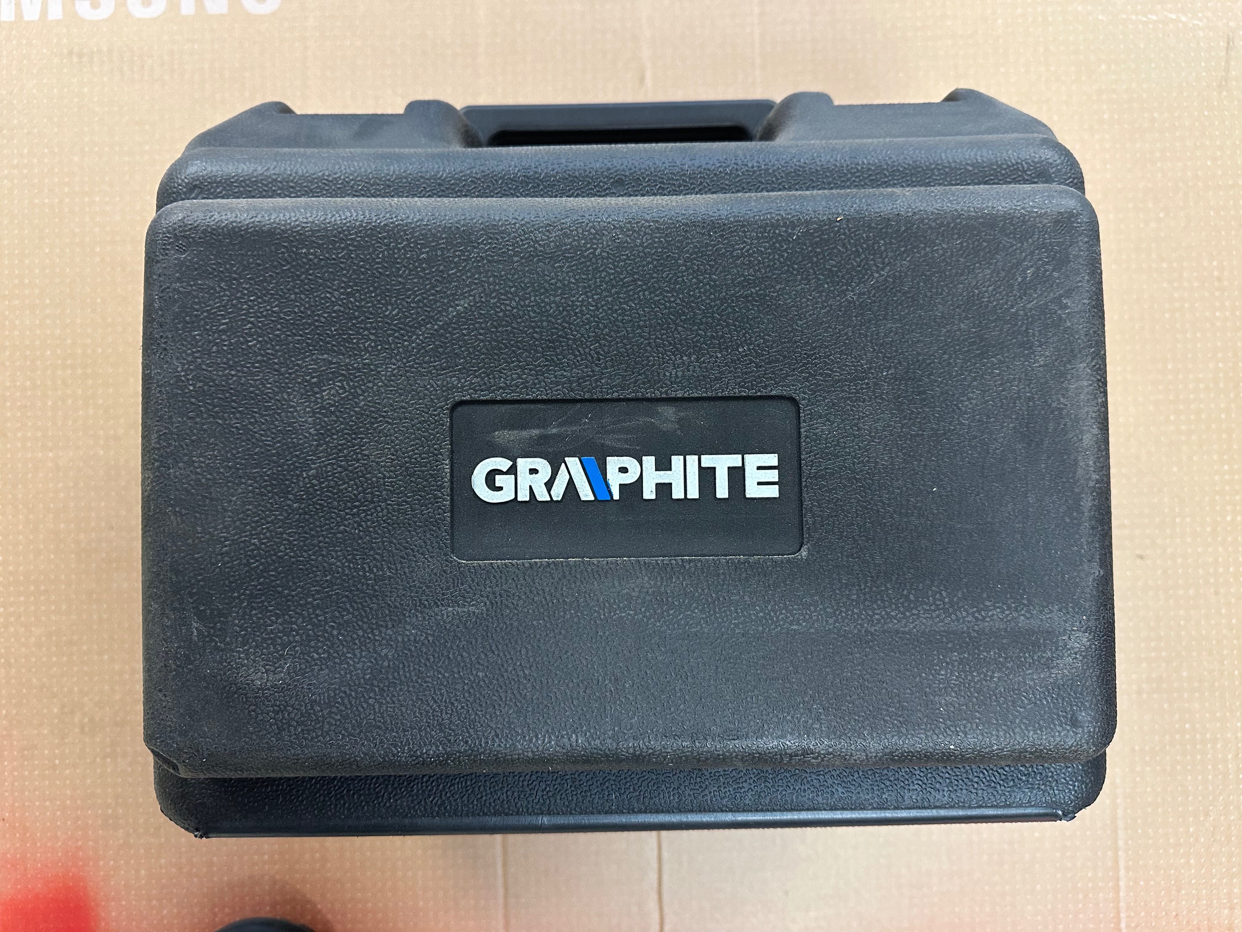 Piła Graphite 58G488