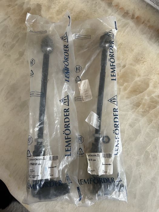 Рулевые тяги LEMFORDER 27643 01 и 27640 01. Левая и правая.