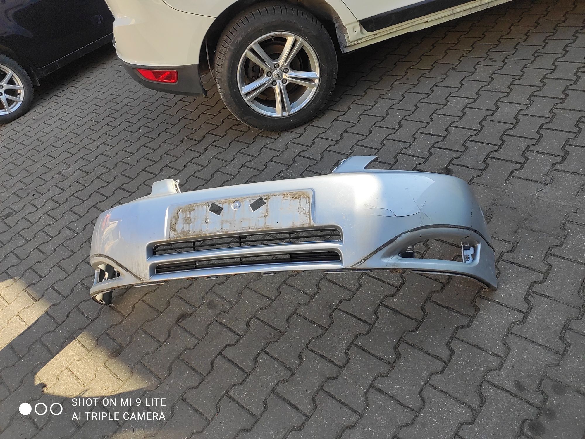 Zderzak przedni przód Toyota Corolla E12