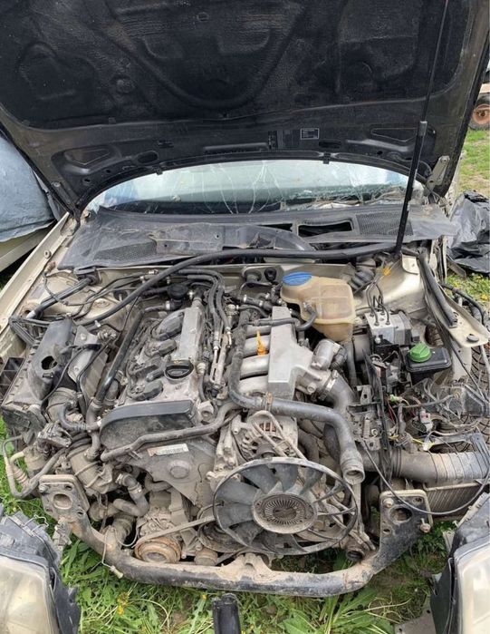 Продам по запчастинах Skoda superb 2004 року. Всі деталі за номером.