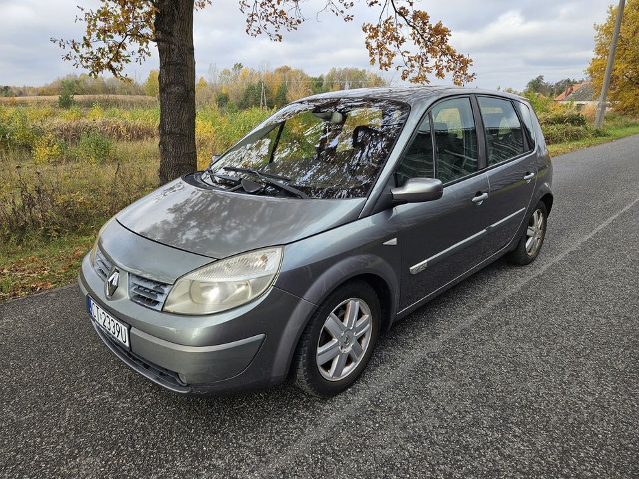 Sprzedam  Renault Scenic 1.6 2004r