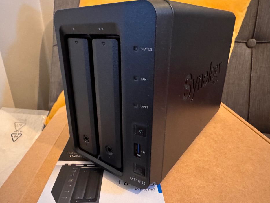 Synology DS718+ (2 x 4TB HDD + 8GB RAM)