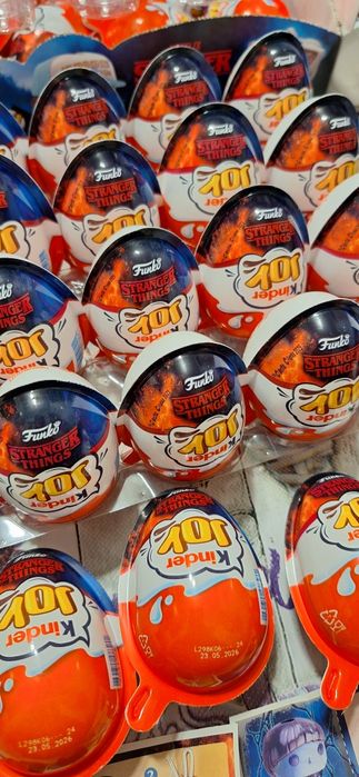 Яйця кіндер джой , серія дивні дива, stranger things.