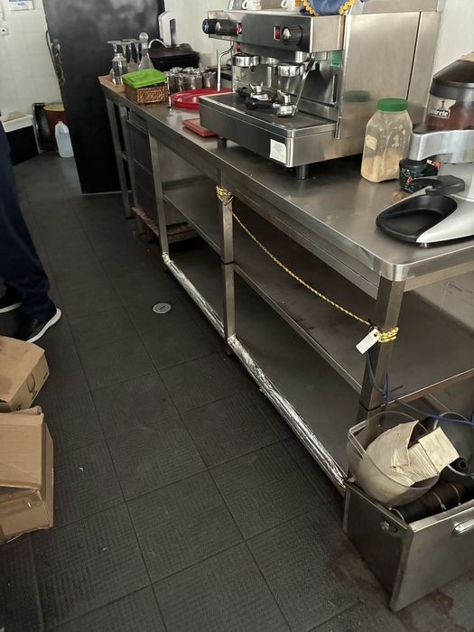 Cozinha tod equipada em inox