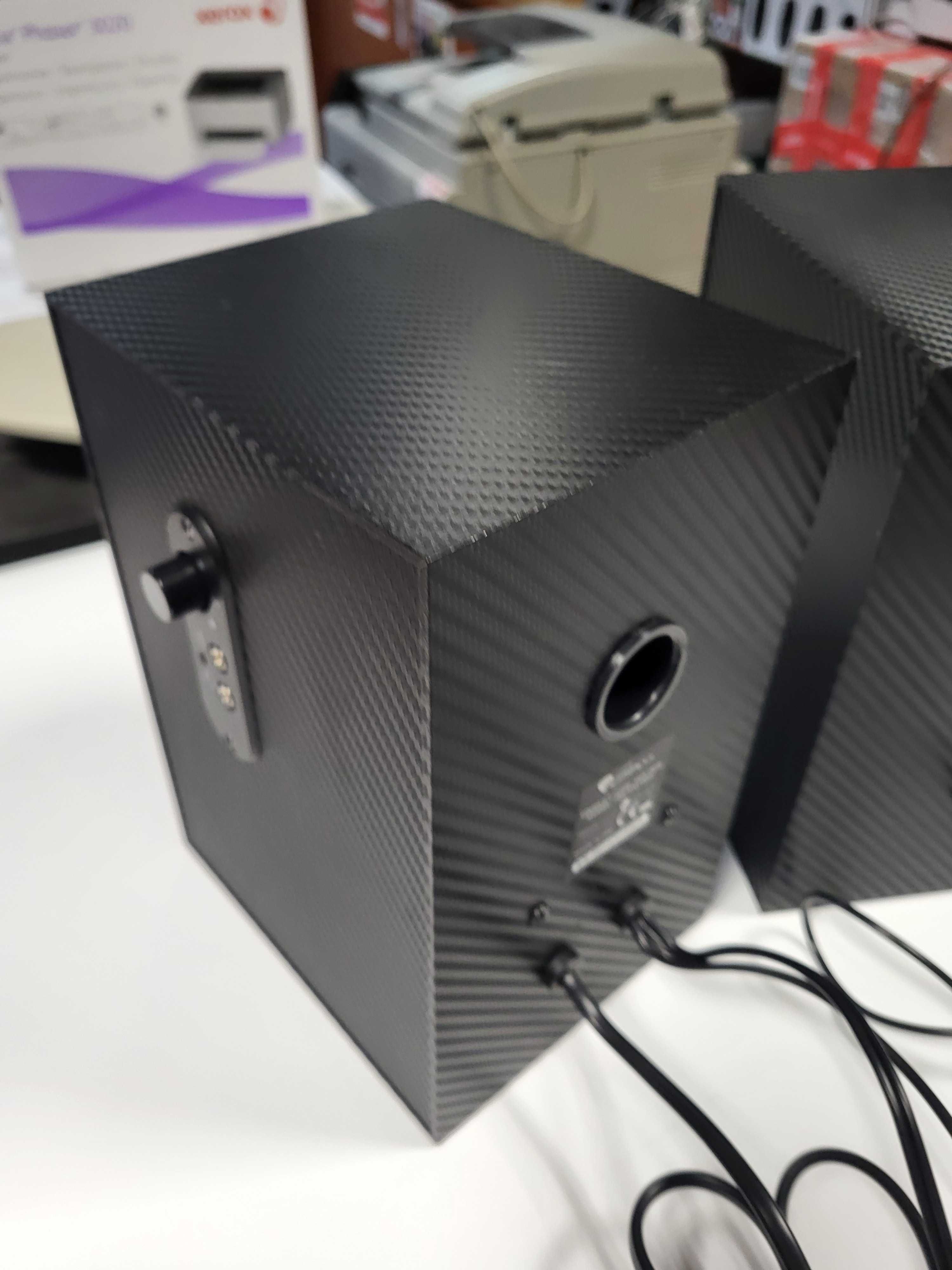 Głosniki Genesis HELIUM 200 - jak nowe !