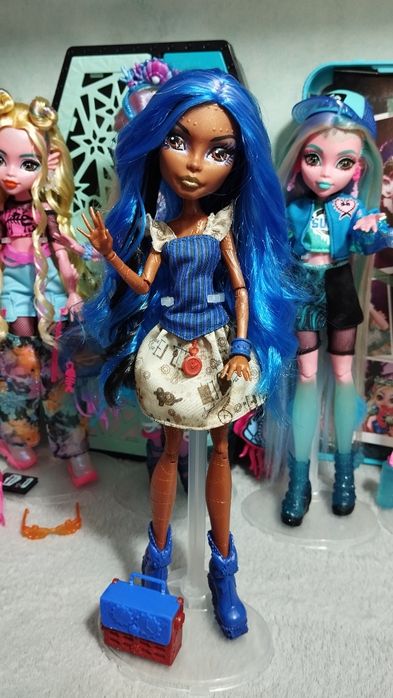 Ляльки монстер хай monster high Робекка Оперетта Нефера Поссі Дьюс