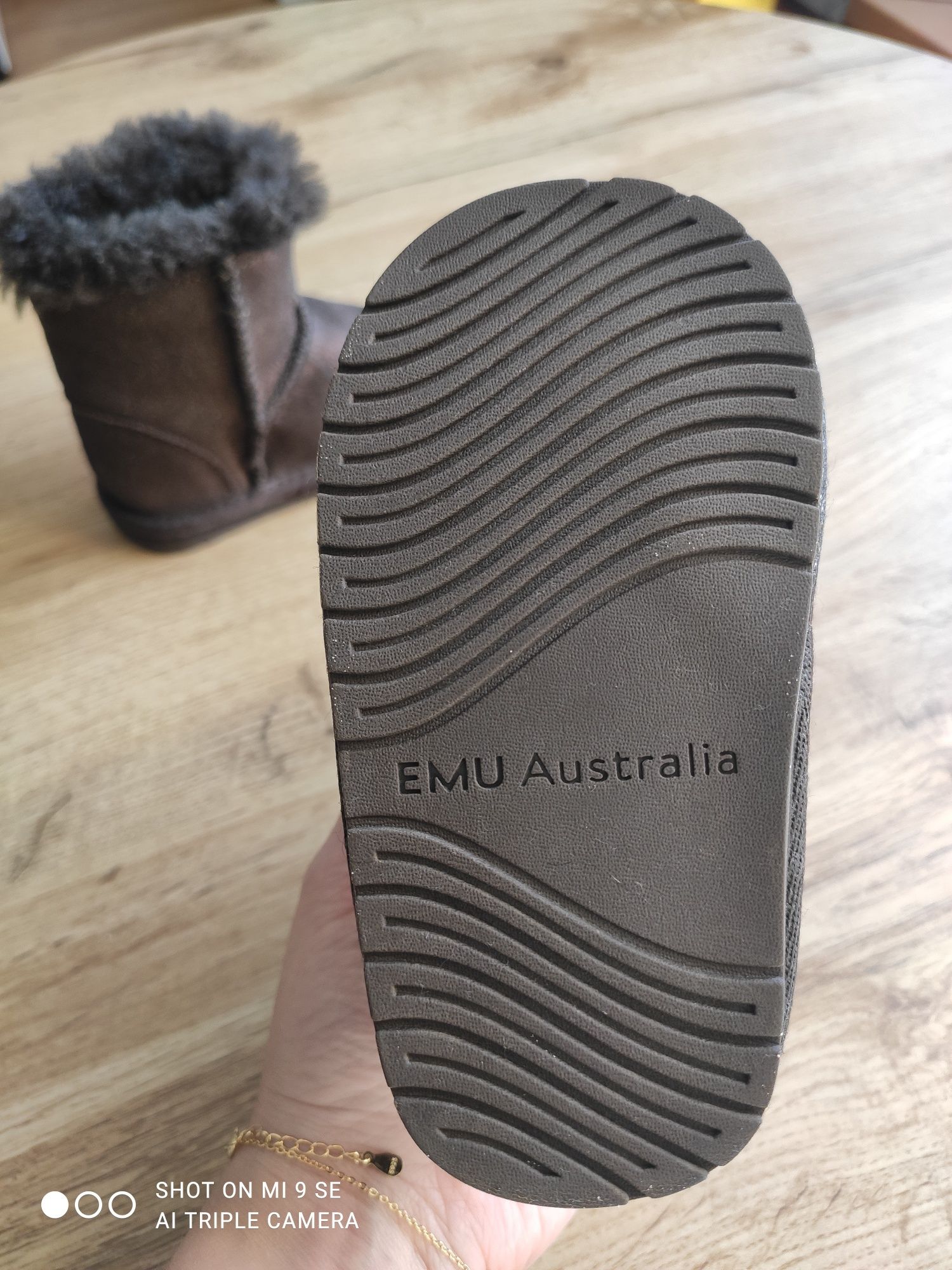 Buty zimowe ocieplane EMU Australia 6-12 miesięcy