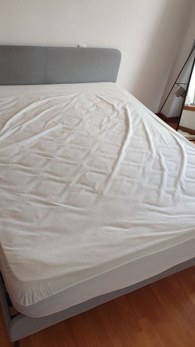 Colchão 200x160cm COMO NOVO!