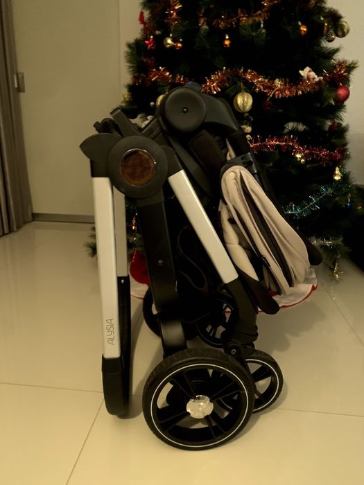 Trio Alysia i-Size + Chicco Dream Cradle para Alcofa + Espelho