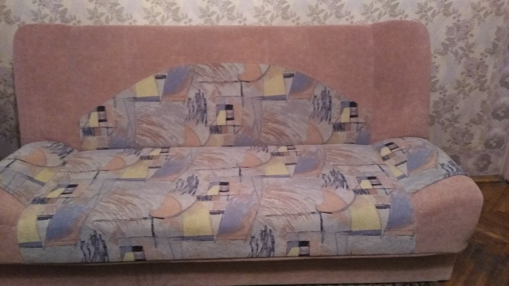 Диван раскладной, состояние  нового,  антикоготь, корпус-сосна