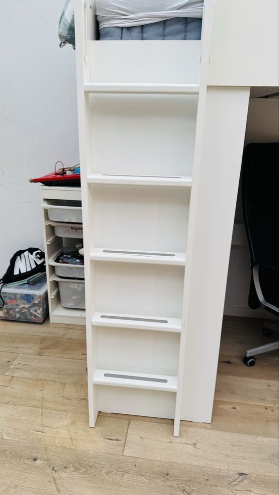 Łóżko piętrowe IKEA STUVA z biurkiem i półkami idealne do pokoju!!!