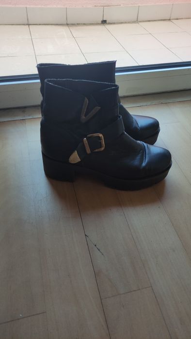 Botas pretas plataforma