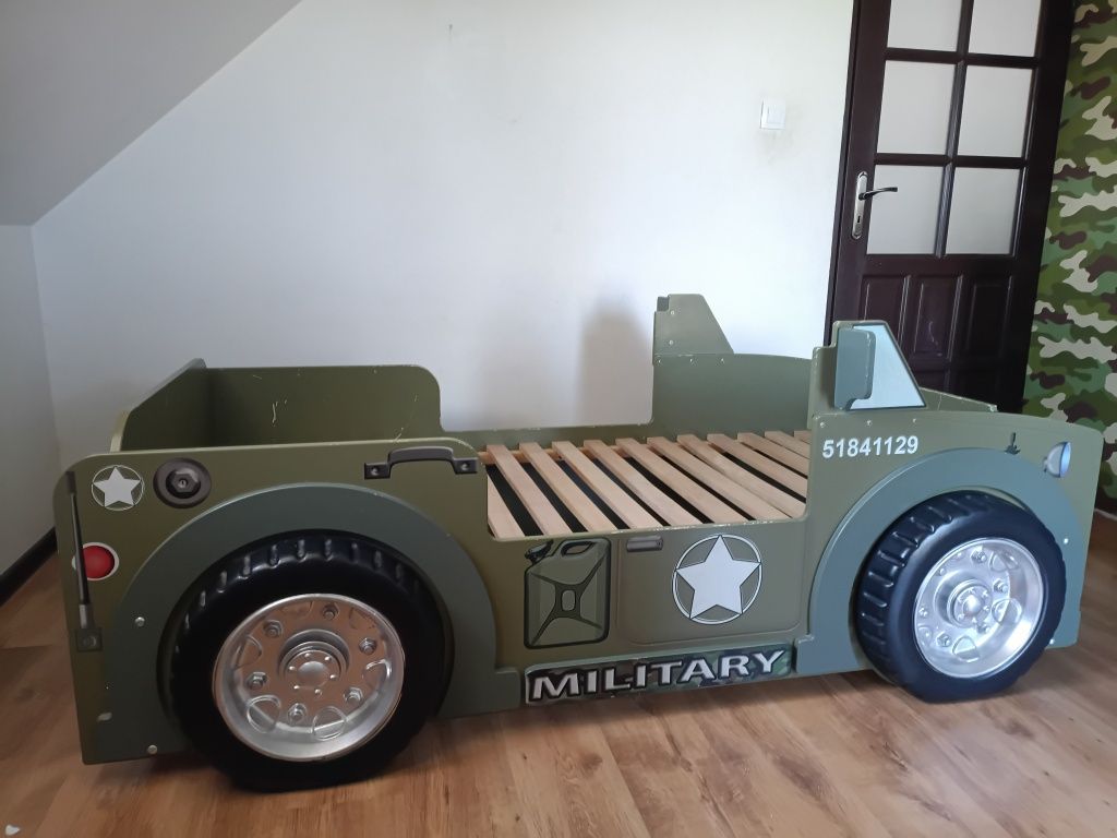 Łóżko dziecięce auto