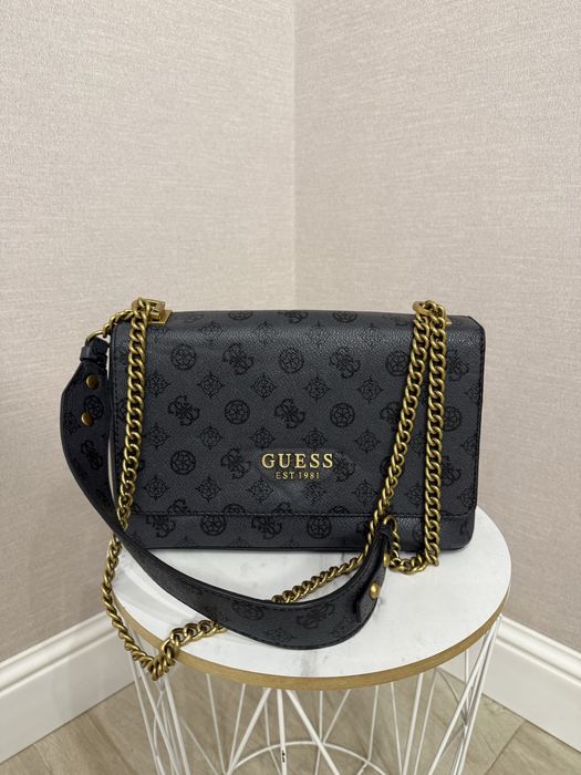 Сумка GUESS оригінал!!