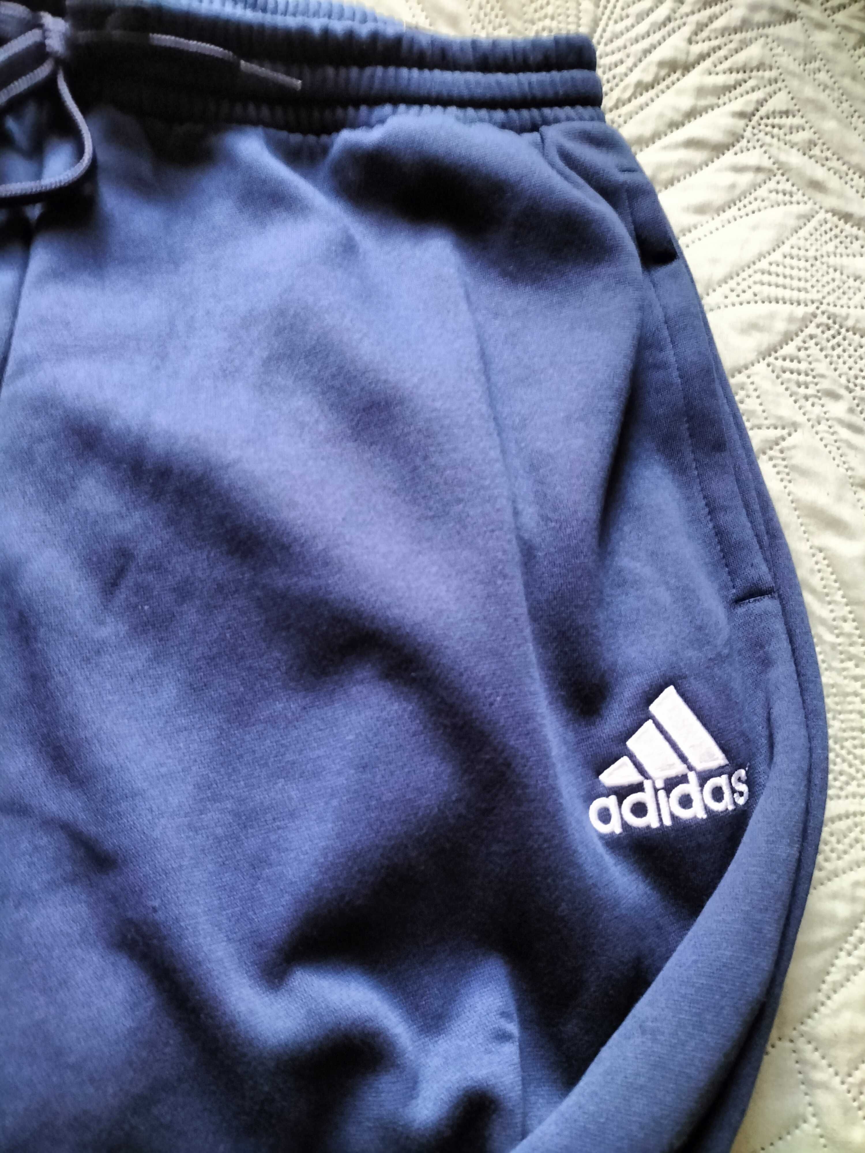 Spodnie dresowe Adidas L