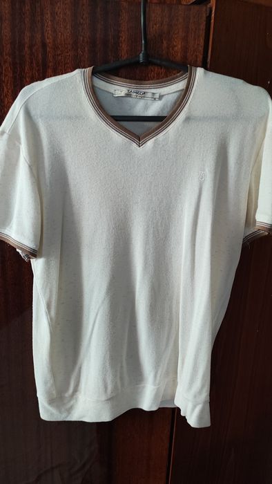 Продам мужские летние рубашки и футболки