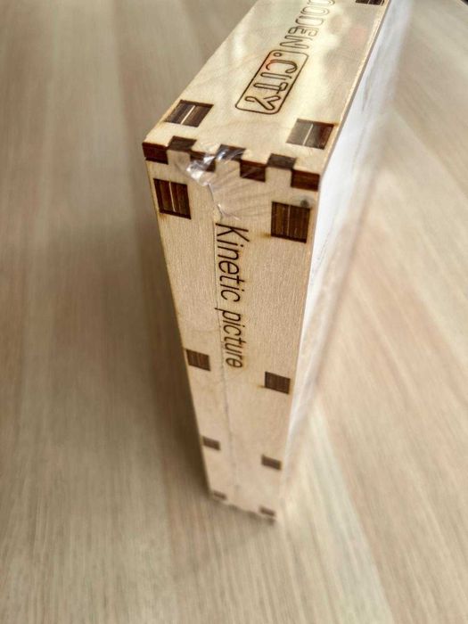 Moldura Cinética – Puzzle 3D em madeira – Novo e selado