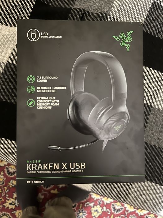Продам навушники Razer