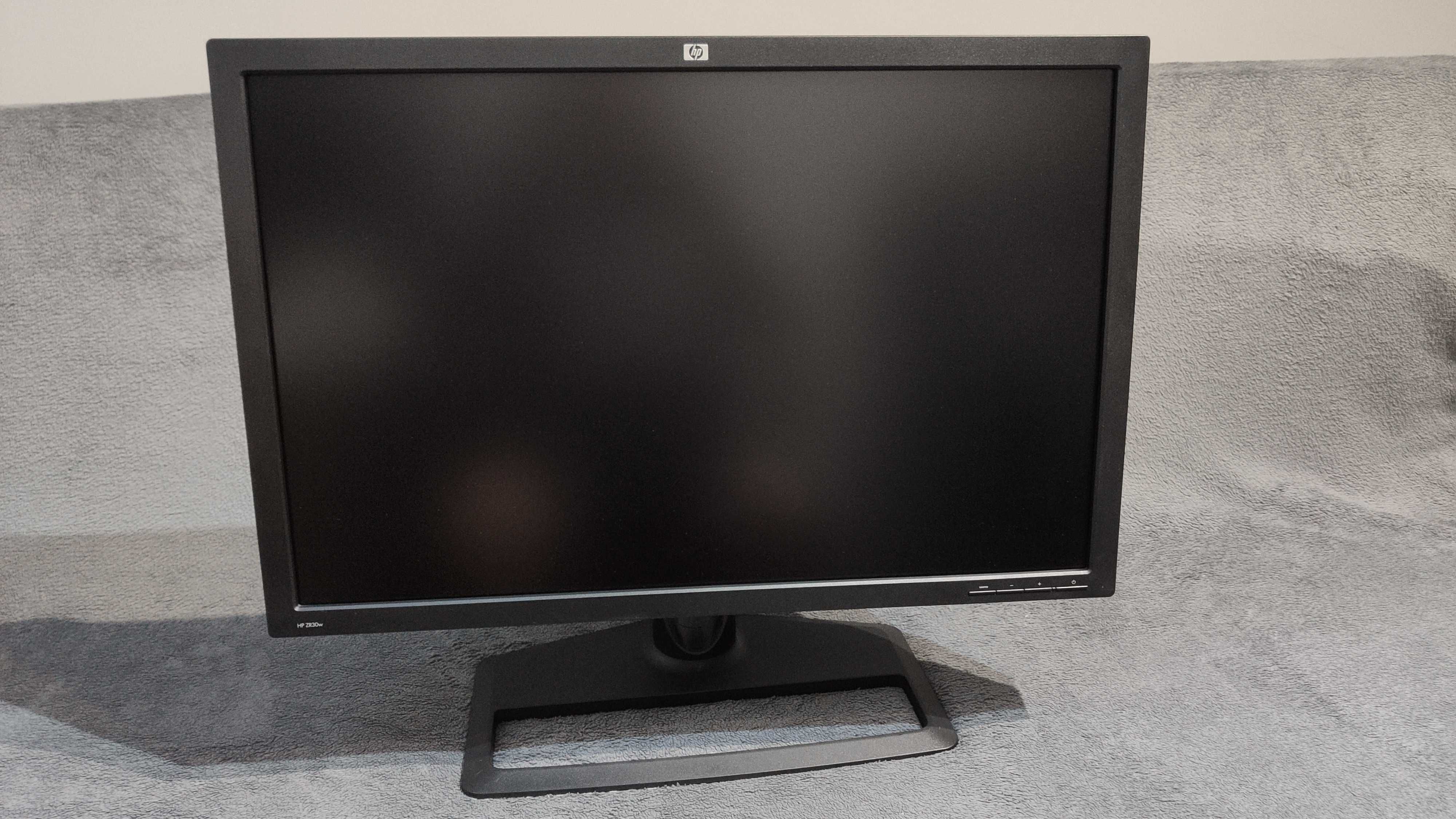 HP ZR30w Monitor 30" - Doskonała Jakość Obrazu