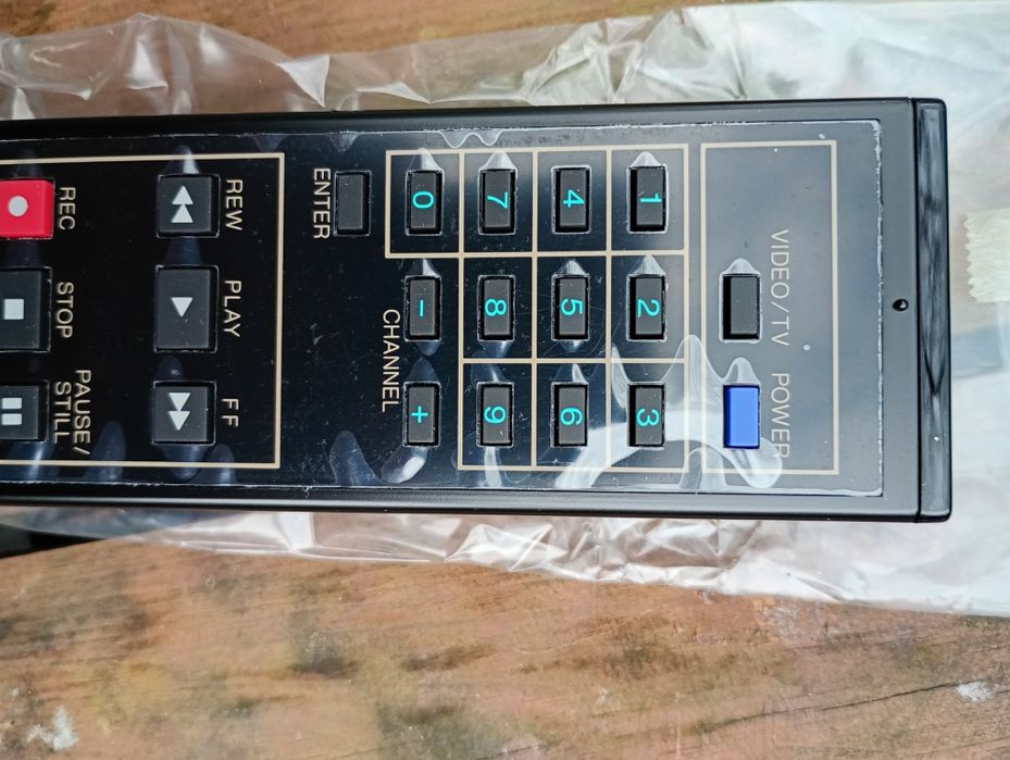 Nowy fabrycznie pilot Sansui RV-97