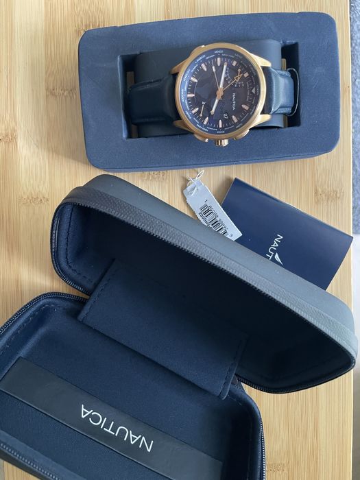 Nautica Shanghai World Time NAPSHG002