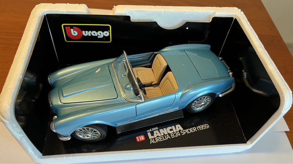 Burago - Lancia Aurelia B24 Spider (1955) 1:18 Azul - Diecast