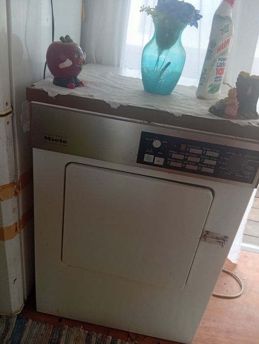 Máquina de secar roupa de 8 kilos com marcas de yzo