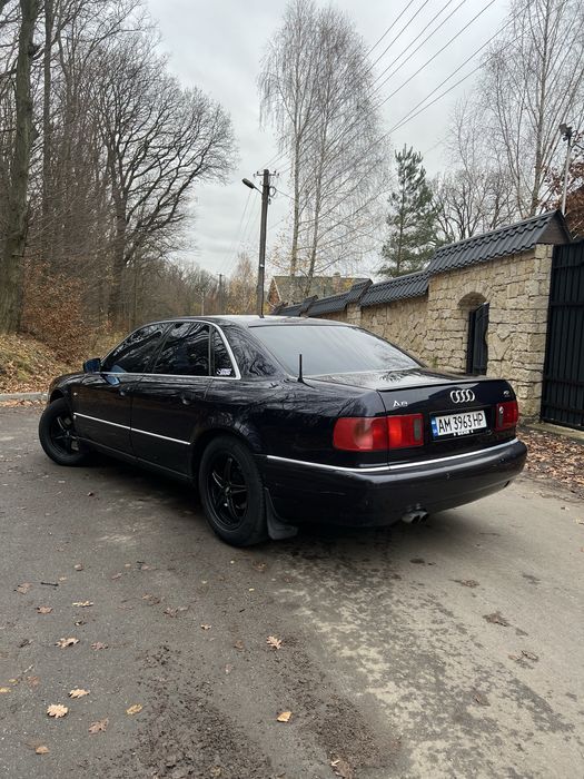 Продам обслуговане авто А8D2