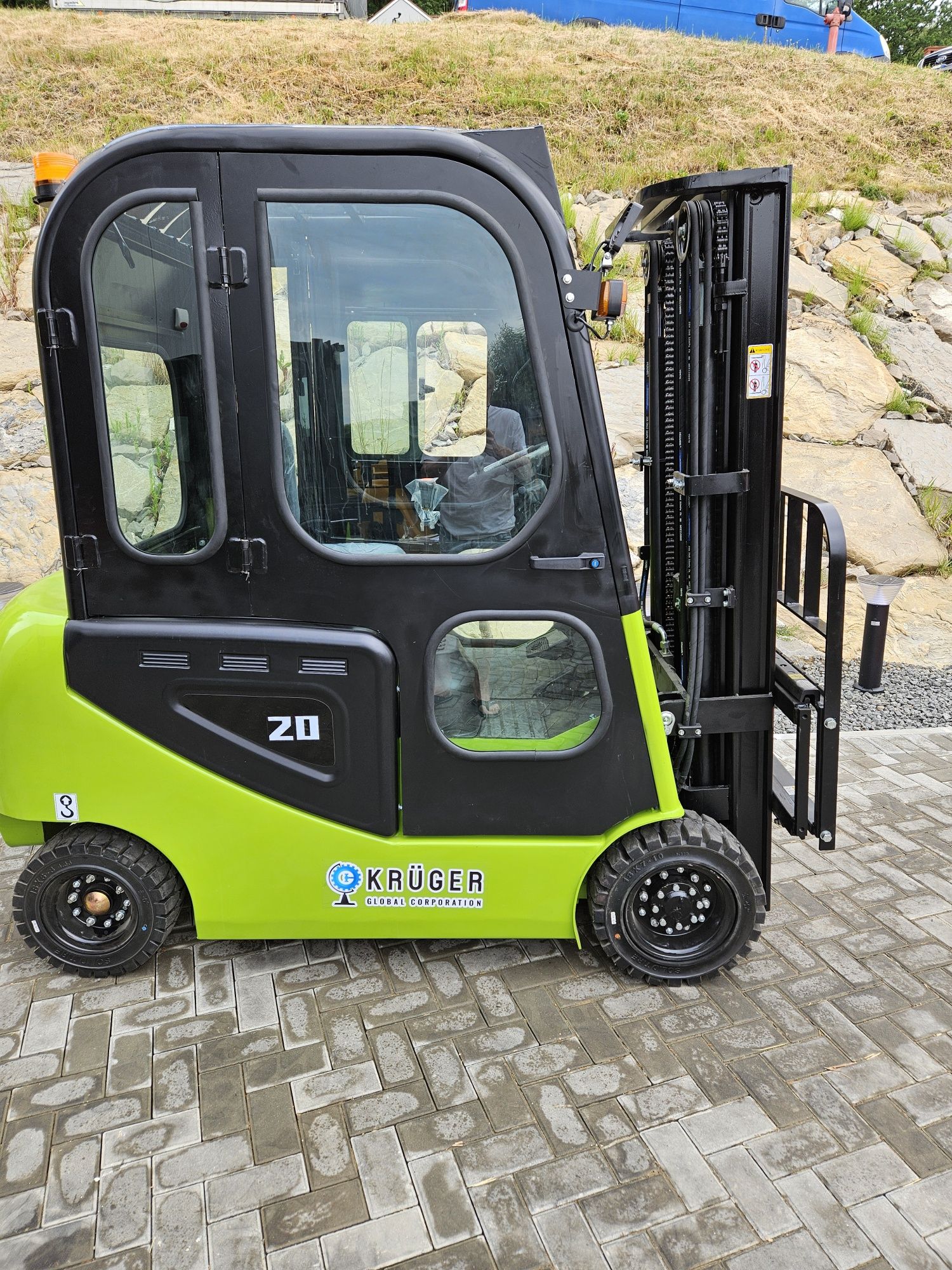 Wózek Widłowy 2T KRÜGER®PD-20E,Maszt 4.5 lub 5,5m Triplex,Elektryczny