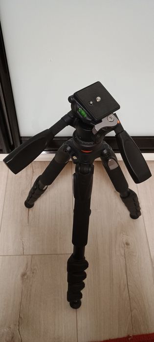 Штатив Vanguard Alta+ 235AP