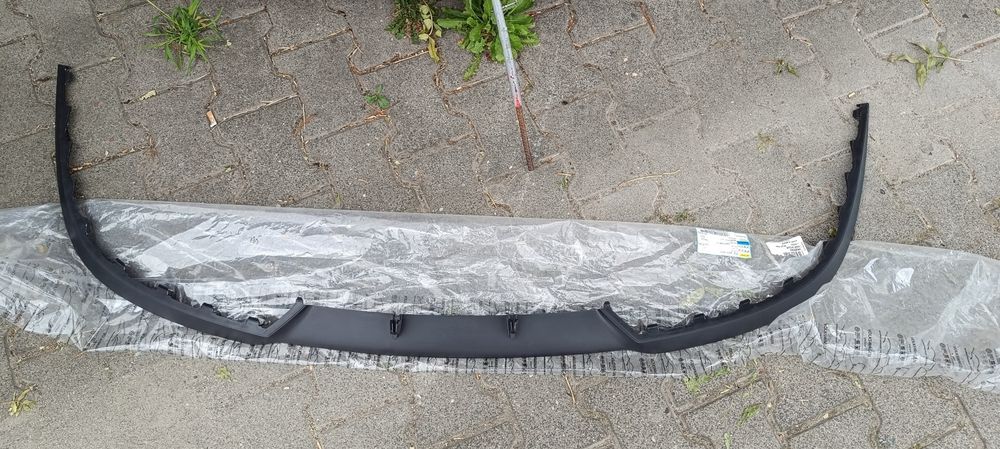 Dokładka zderzaka ori nowa cupra 1m