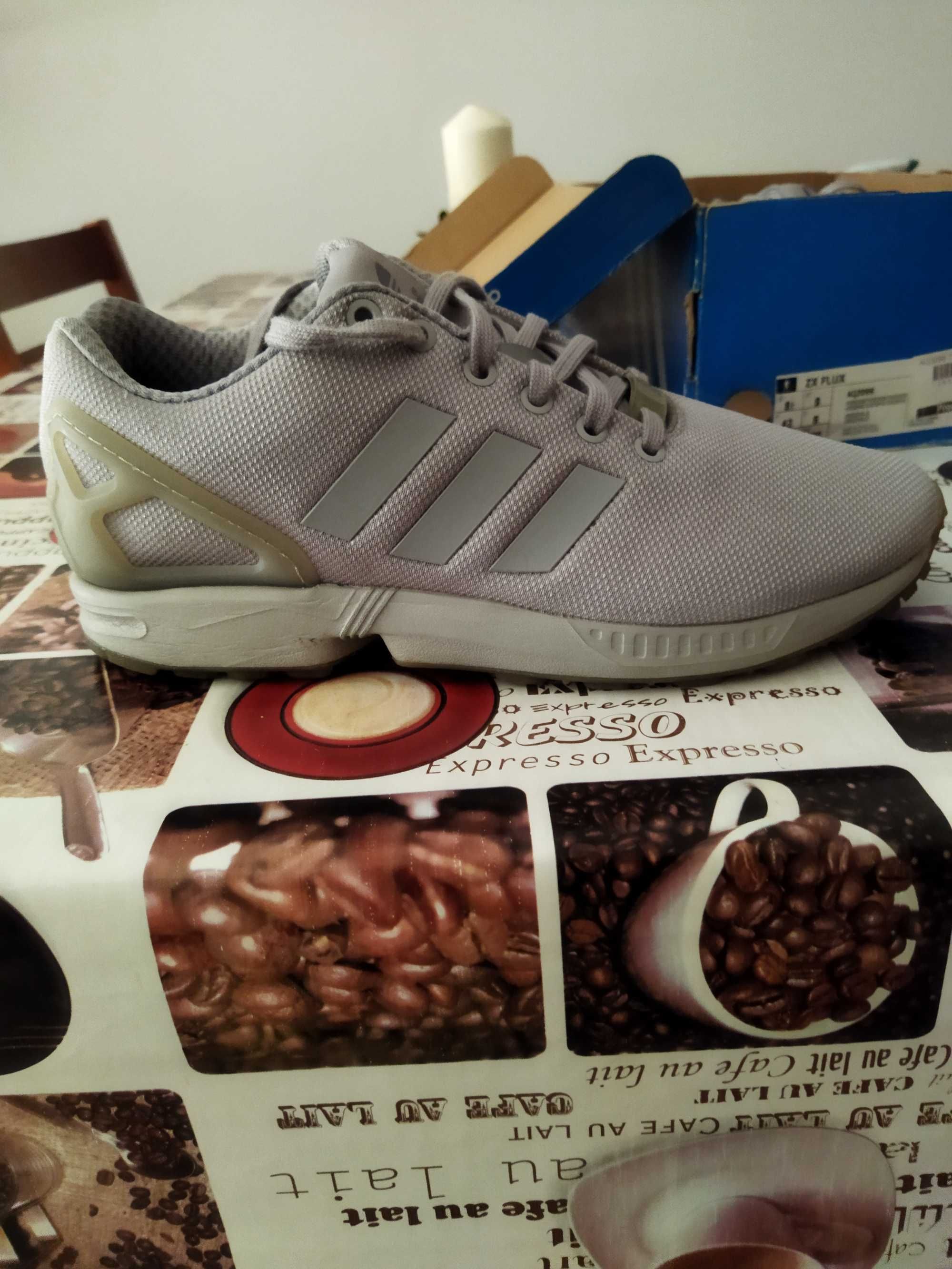 Adidas ZX Flux de tamanho n°42 em bom estado