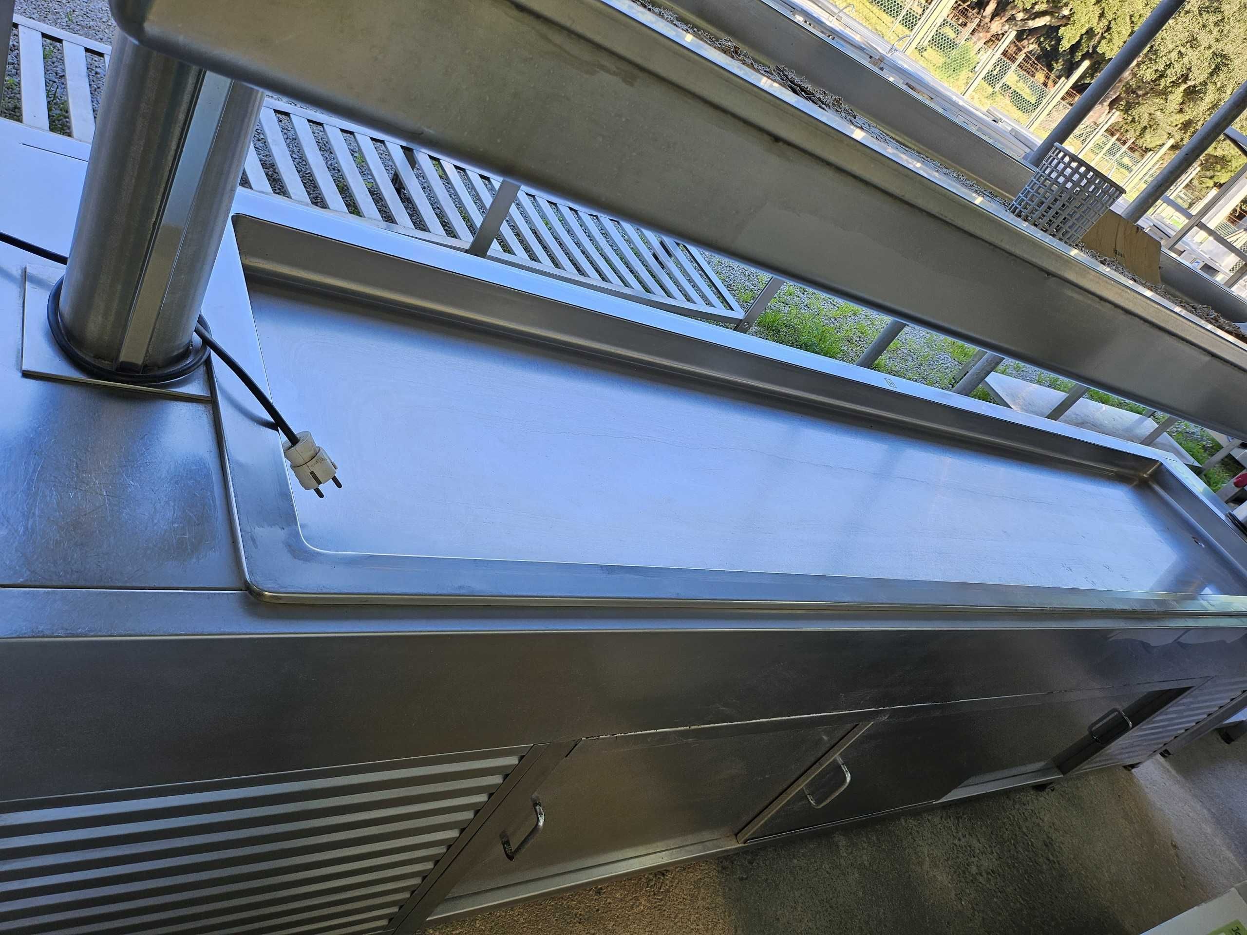 Mesa fria para peixe, carne e marisco