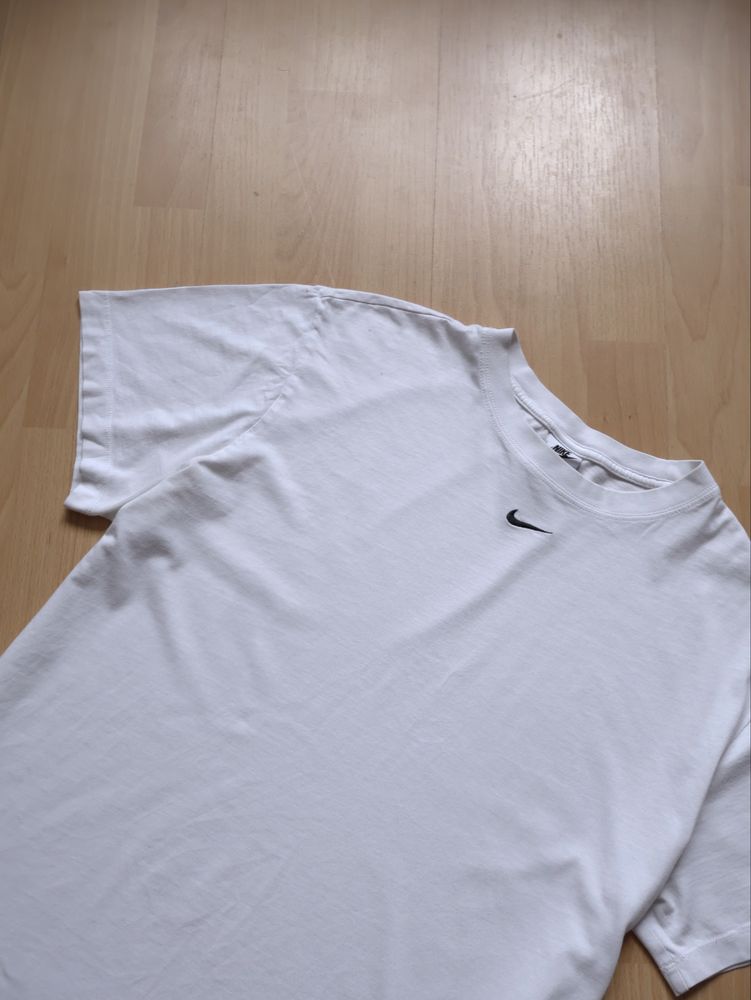 Футболка Nike оригінал поло tech fleece swoosh