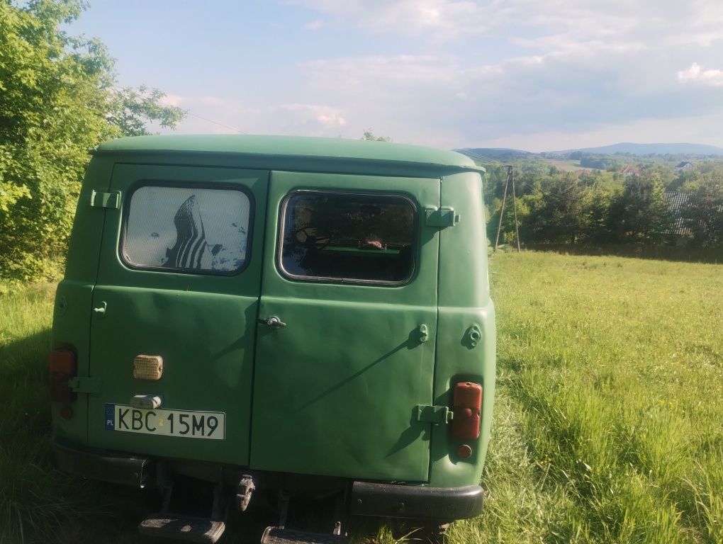 uaz 3741 buchanka z gazem 8 miejsc