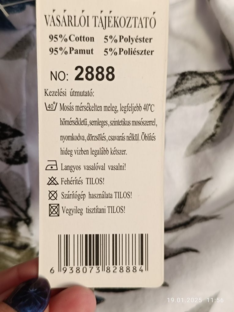 Spodnie z dziurami w kwiaty rozm. 46 Nowe